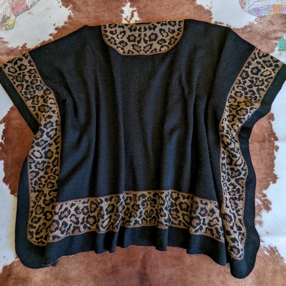 Envision Studio Black W Leopard Print Cardigan Shawl - Picture 11 of 15